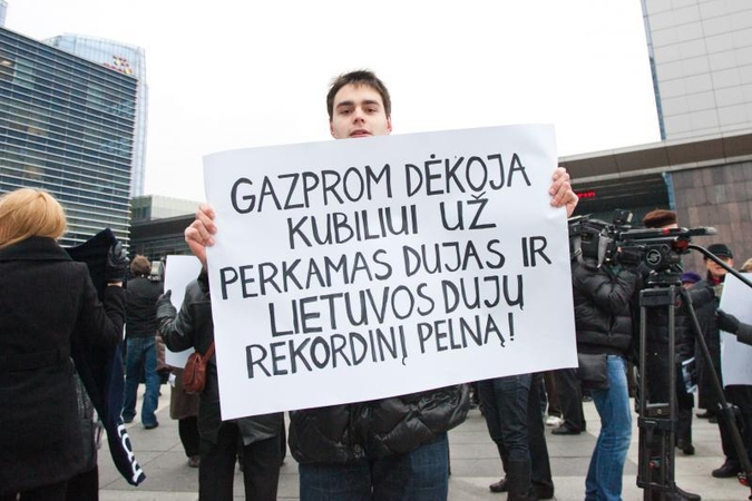 Pikete dėl šildymo – skirtingi požiūriai