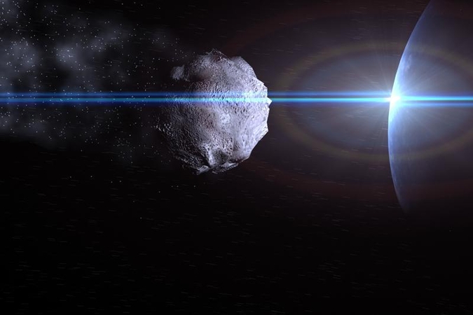 Šiąnakt didžiulis asteroidas praskries pro pat Žemę