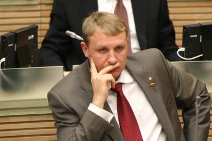 A.Šedžius kalbomis apie narkotikus kompromituoja visą Seimą?