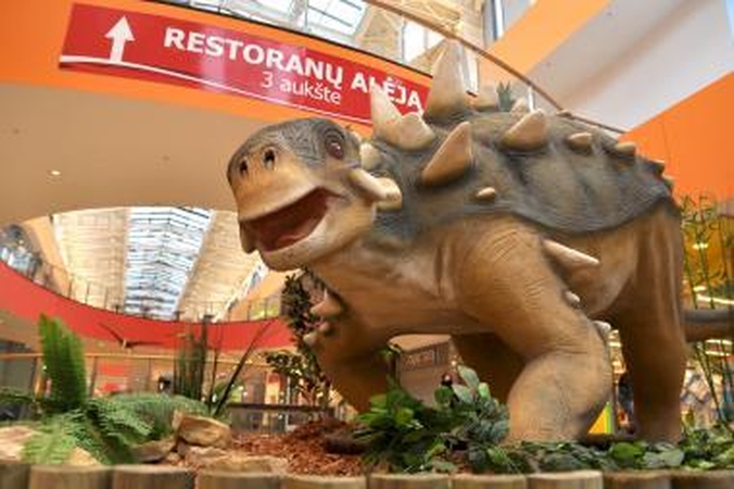 "Oze" - nemokama dinozaurų paroda