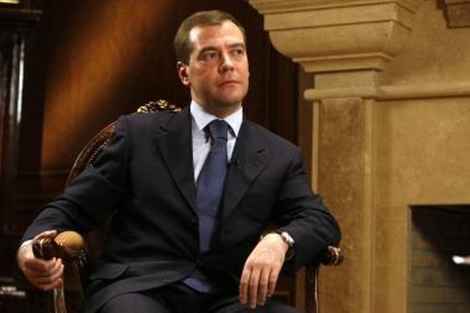 D.Medvedevas giria N.Sarkozy dėl vaidmens per Rusijos-Gruzijos karą