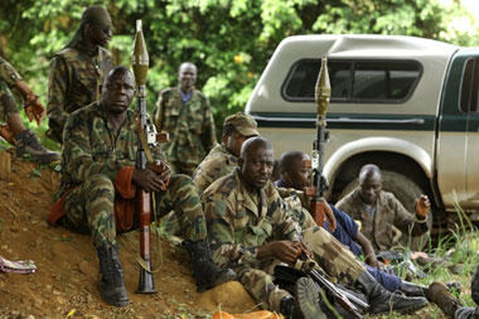 DKK lyderio A.Ouattaros pajėgos apsiautė prezidento L.Gbagbo rezidenciją