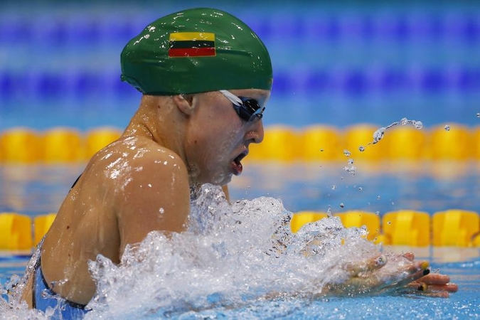 R. Meilutytė pateko į 100 m krūtine rungties finalą