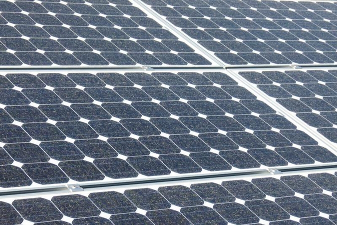 Pradėjo veikti didžiausia saulės energijos panaudojimo sistema Lietuvoje