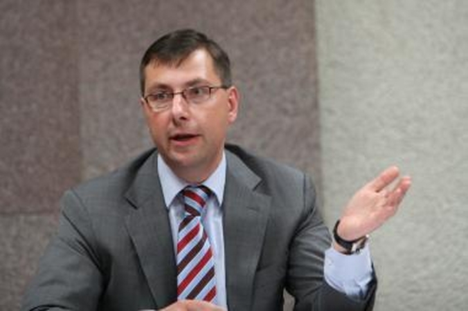 G.Steponavičius: Lietuvoje į aukštąsias stoja dar per daug abiturientų  