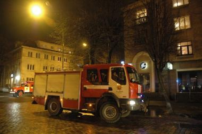 Uostamiestyje degė automobilis