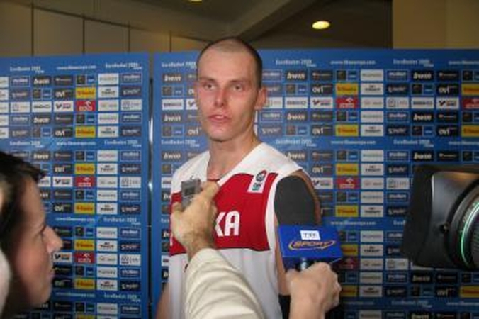 Pirmose D grupės rungtynėse pergalę šventė lenkai