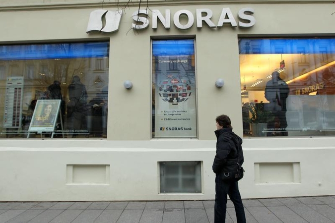 N. Cooperis prašys leidimo „Finastos“ ir „Snoro lizingo“ pardavimui