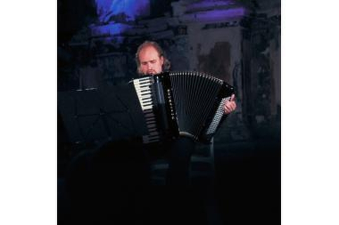„Nauji vėjai“ skinasi kelius akordeono muzikoje