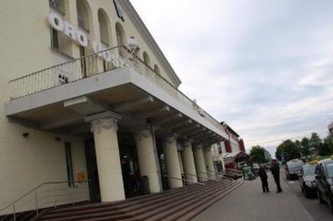 Į Vilniaus oro uostą - traukiniais