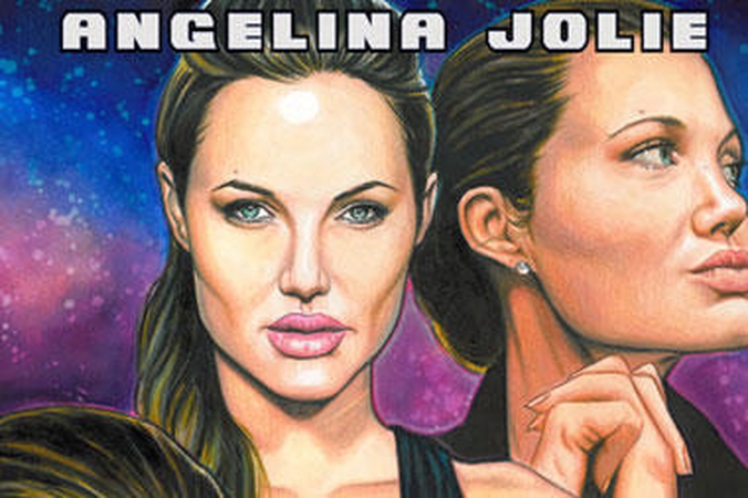A.Jolie tapo komikso heroje