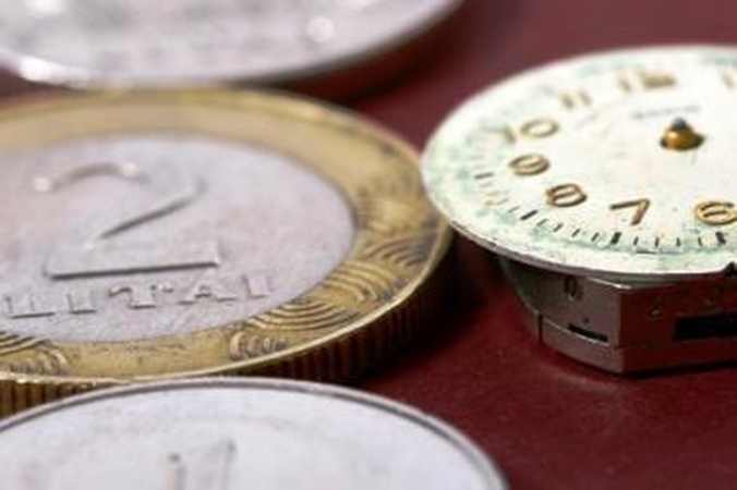 "Swedbank": į pensijų fondus lietuviai investuoja pernelyg konservatyviai