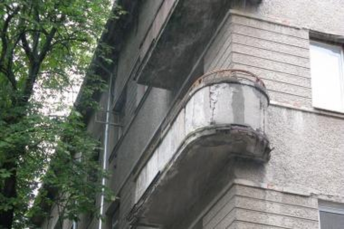 Tragiška ir apgalėtina Kauno balkonų būklė