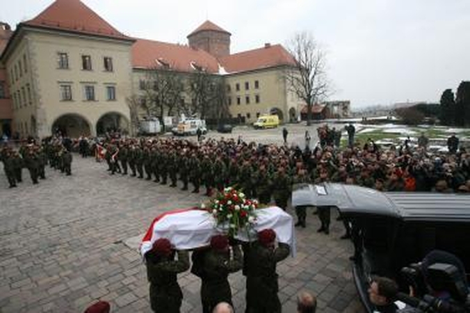 Tiriama mįslinga lenkų generolo žūtis prieš 65 metus 