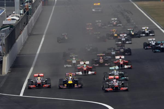 Debatai baigėsi - F1 lenktynių Bahreine nebus