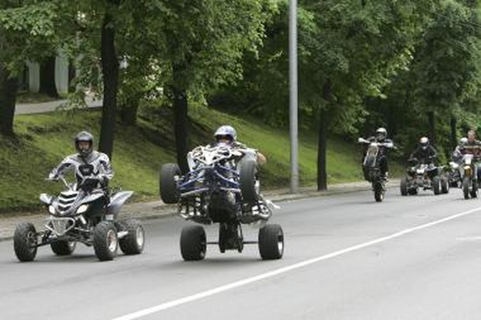 Baikeriams triukšmauti galima, kitiems - ne visada