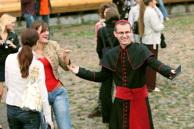 Hanzos dienų akcentai - naktinis ugnies šou ir oro balionų fiesta