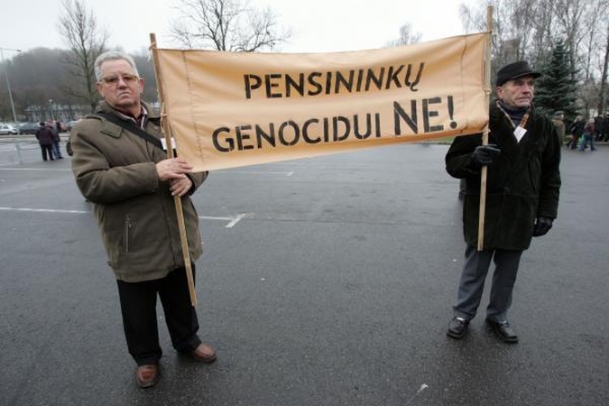Darbdaviai neprieštarauja pensinio amžiaus vėlinimui