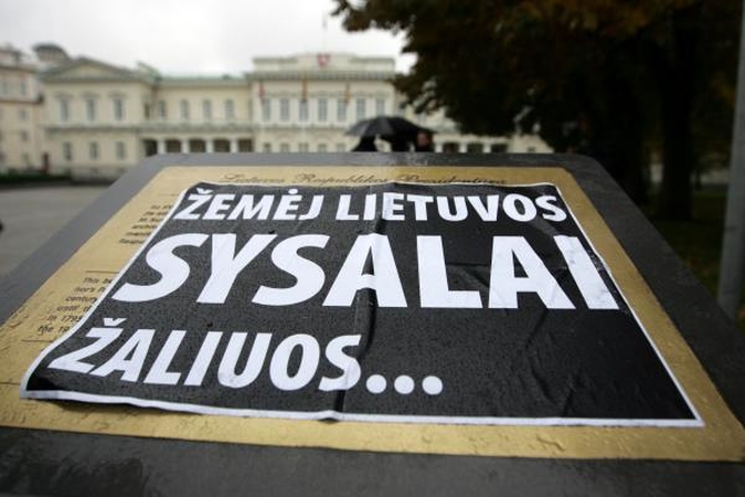 D.Kedžio motina teigia, kad prokurorai tik imituoja bylos tyrimą (dar papildyta)