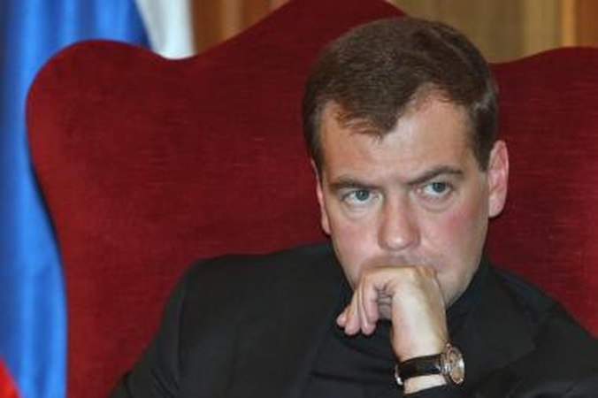 D.Medvedevas Serbijoje kalbėsis apie pažadėtą paskolą