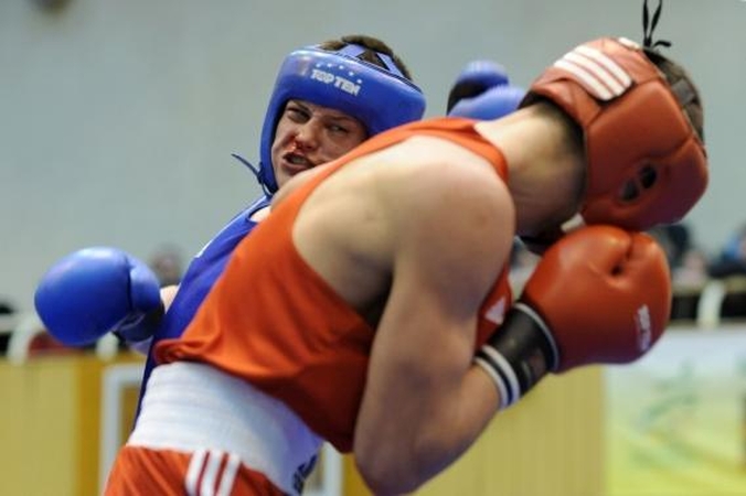 Prasidėjo Lietuvos vyrų ir moterų bokso čempionatas