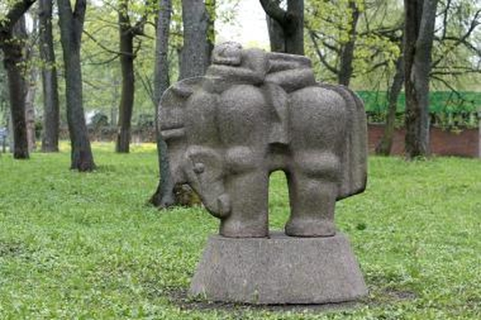 „Naktigonių“ festivalio uvertiūra –  Klaipėdos skulptūrų parke