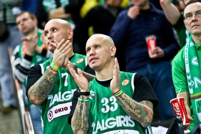 Broliai Maciai Maskvoje nesunkiai prasmuko į CSKA ir „Žalgirio“ mačą