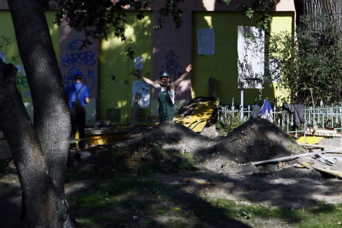 Sereikiškių parko rekonstrukcijai - trijų statybininkų brigada