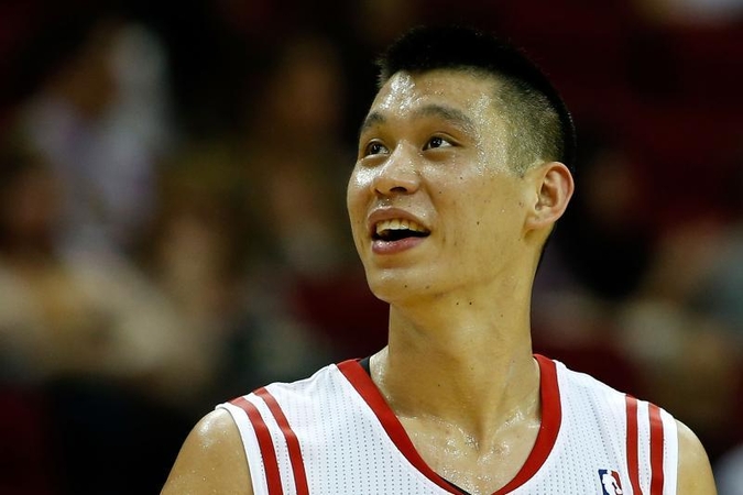„Rockets“ vieną po kito gerino NBA rekordus, D.Motiejūnas pelnė 5 tšk.