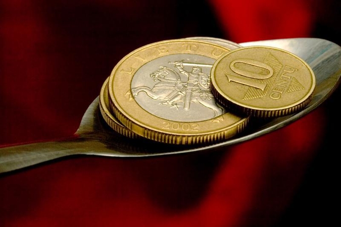 Svarstomos priemonės, kad ateity EK nestabdytų europinės paramos