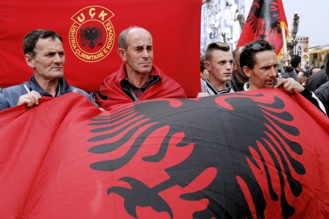 ES ragina Belgradą imtis „paskutinių pastangų“ dėl Kosovo