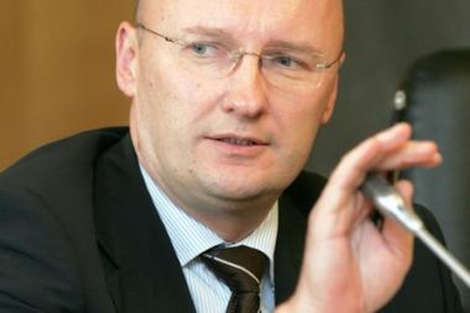 "Vilniaus vandenims" vadovaus finansininkas V.Miltienis