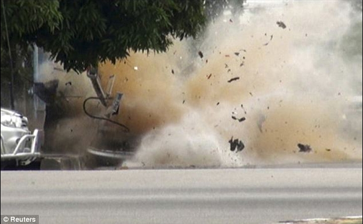 Tailando pietuose detonavus užminuotam automobiliui žuvo penki žmonės