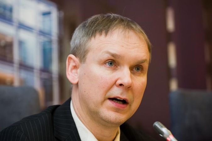 Rinkimų komisija aiškinasi, ar L.Kernagis nepapirkinėja rinkėjų