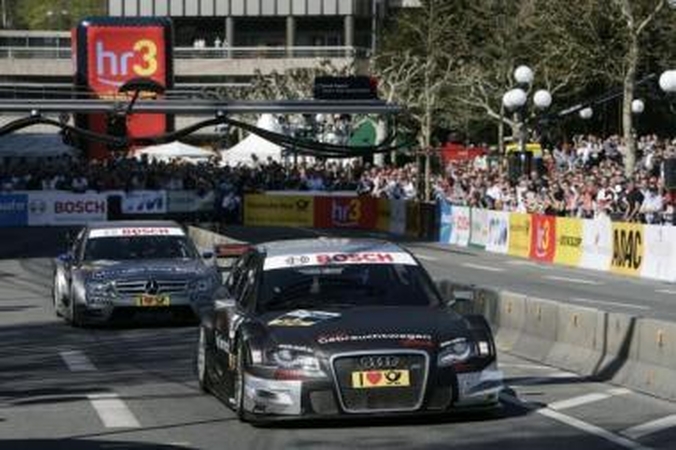 DTM 2010: įspūdingame šou – per 110 tūkst. gerbėjų