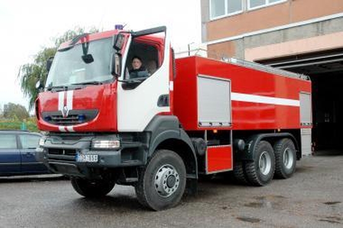 Daugiabučiame name išdykavo padegėjai