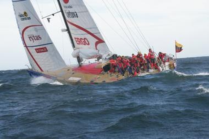 Jachta „Ambersail“ bures pakėlė į Australiją