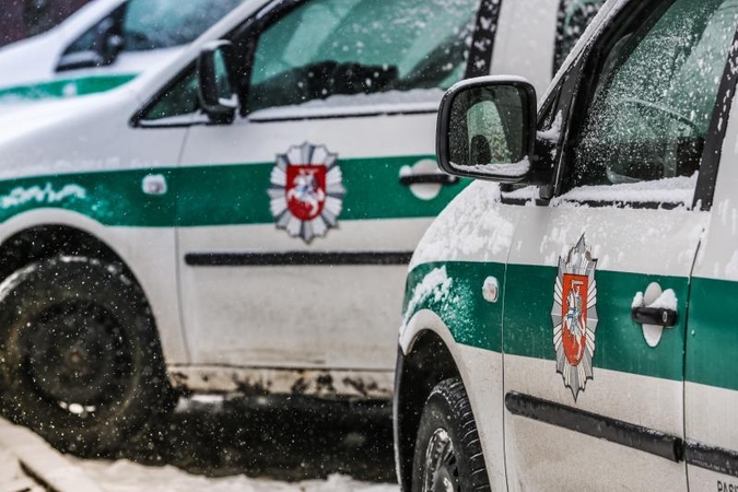 Plėšikai siaubia barus Baltijos gatvėje, nebijo net esančių lankytojų
