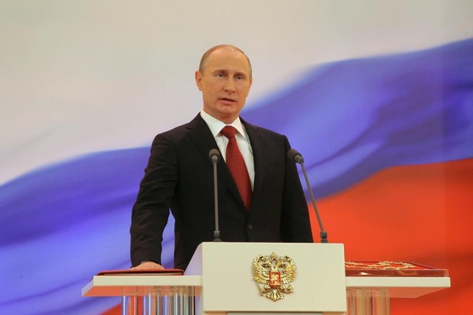 Ukrainoje V.Putinas aplankė baikerius prie Sevastopolio