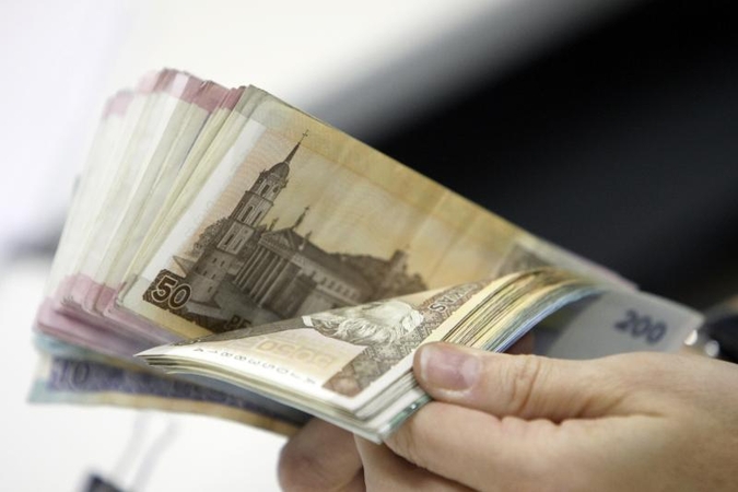 Buvę SAM viceministrai ir patarėjai dar negavo išeitinių kompensacijų
