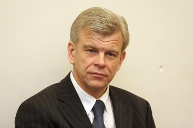 Senstelėjusi šiluma - iš Seimo nario rankų 