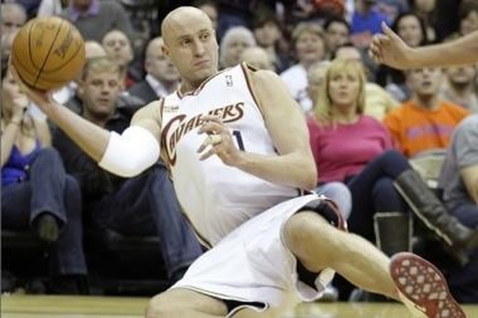 Ž.Ilgausko komanda namuose įveikė „Raptors“ krepšininkus