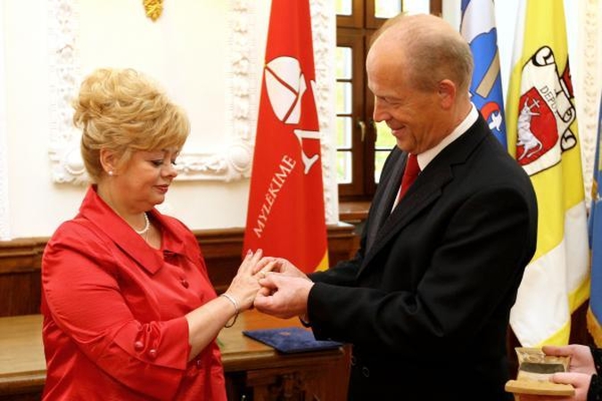 Rotušėje tuokėsi jos šeimininkas