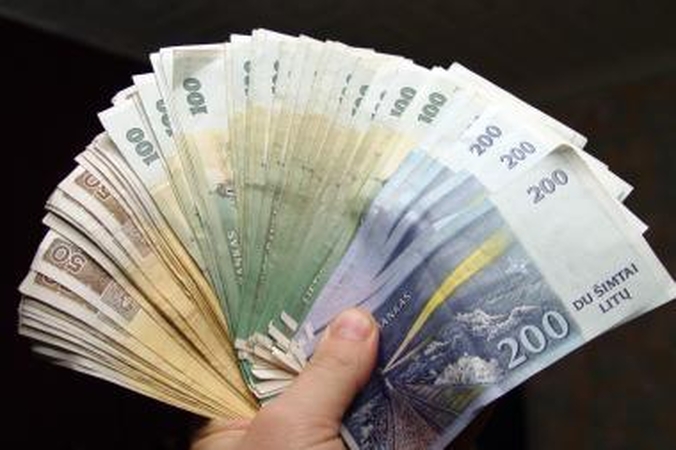 „Vakoil“ investavo 100 tūkst. litų į informacines technologijas klientams 