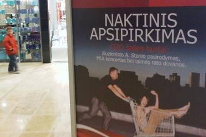„Ozo“ naktinis išpardavimas nesulaukė pirkėjų antplūdžio (dar papildyta)