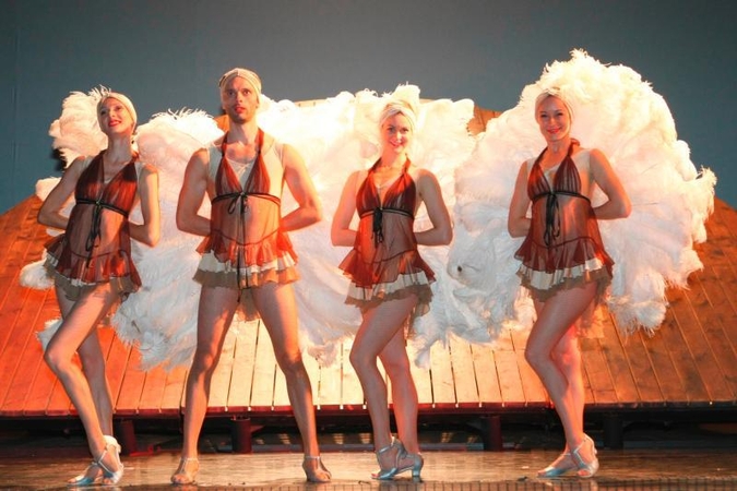 Klaipėdos muzikinio teatro „Pilna’tis“ žada audringą šokio potvynį