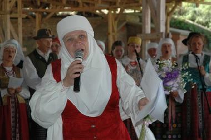Su Veronika Povilioniene – Vėlinių prievartėse