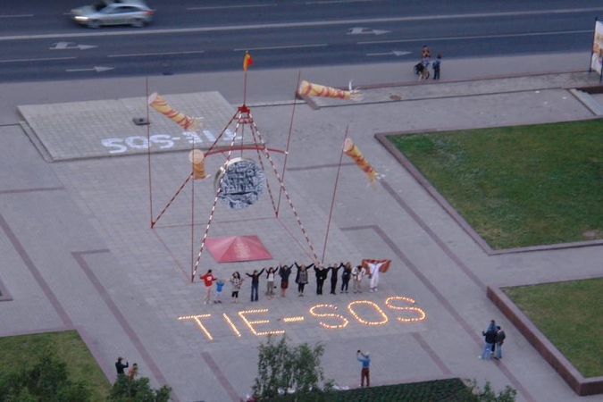 Klaipėdoje liepsnojo žodis  TIE - SOS   