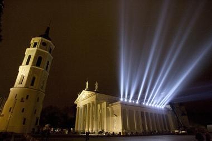 Vilniaus apšvietimą grasinęs išjungti RST padalinio direktorius bus atleistas (papildyta)