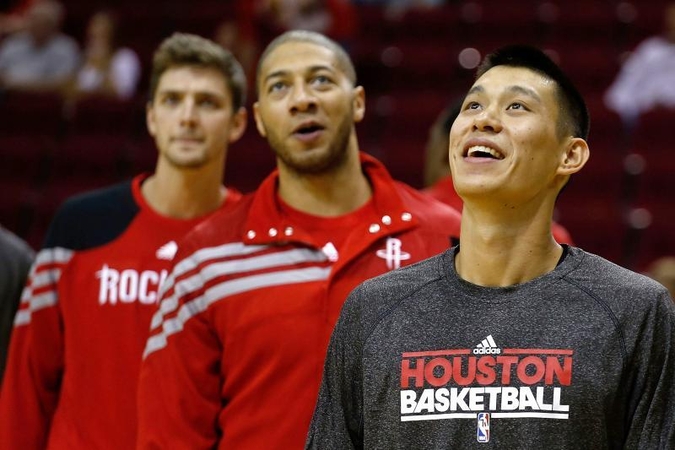 Skristi bijantis „Rockets“ žaidėjas kaltina klubą ir NBA struktūrą